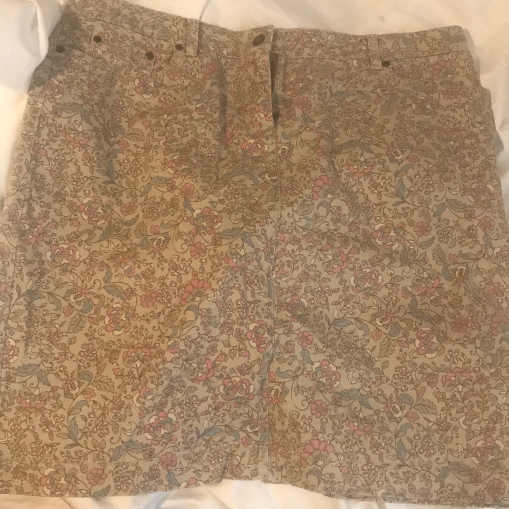 Jones New York Skirt